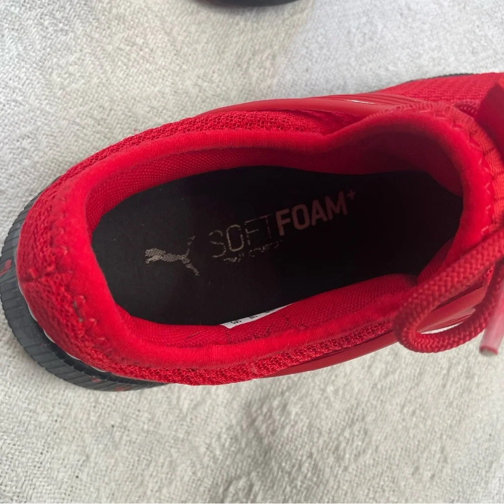 Puma Red and Black Athletic Shoes~Men’s Sz 9 Running ~‎ Training Shoes